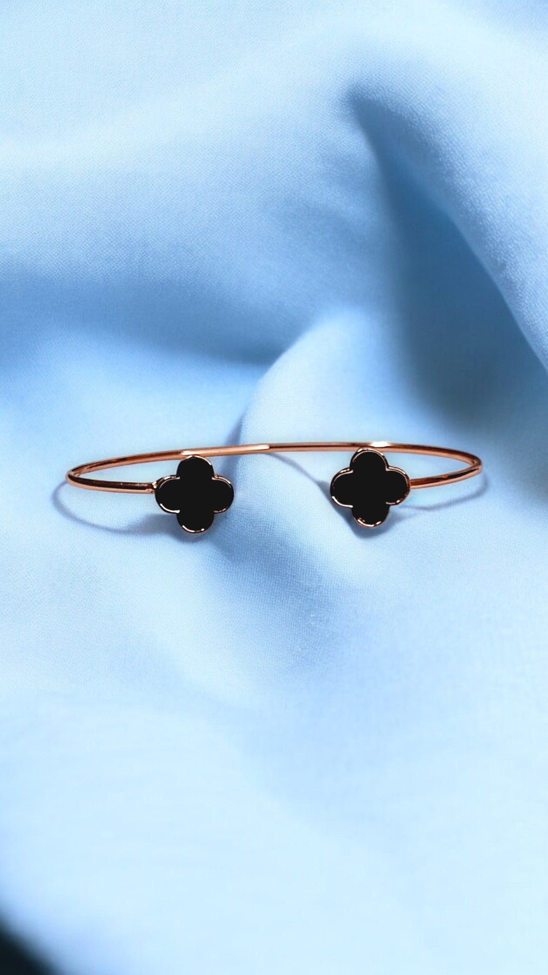 Midnight Clover Bracelet