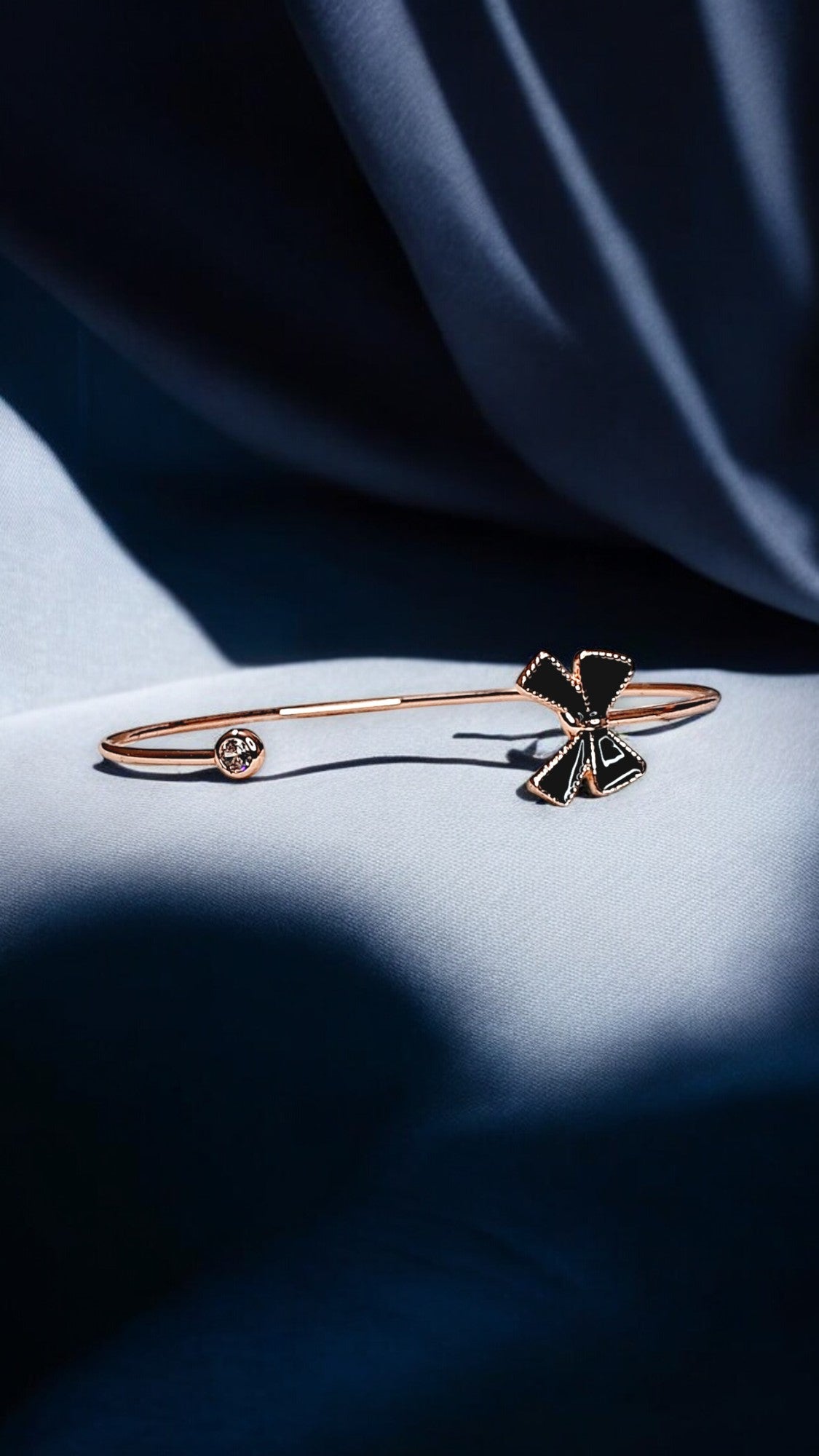 Black Bow Elegance Bracelet