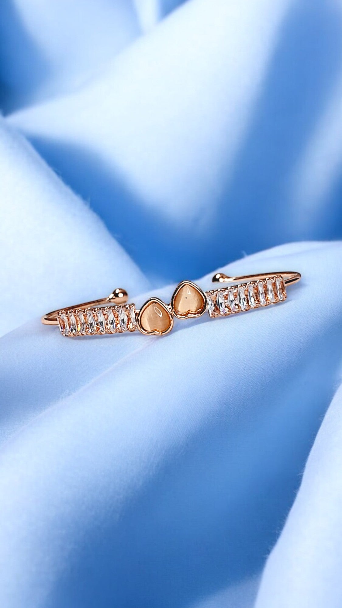 Golden Heartstone Sparkle Bracelet