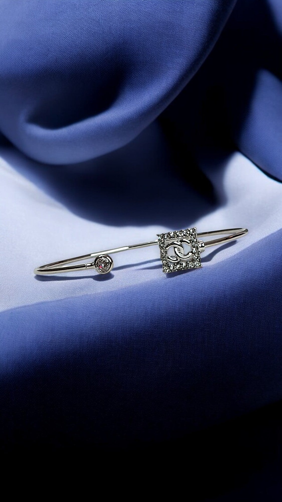 Chic Spark — Luxe Monogram Bangle