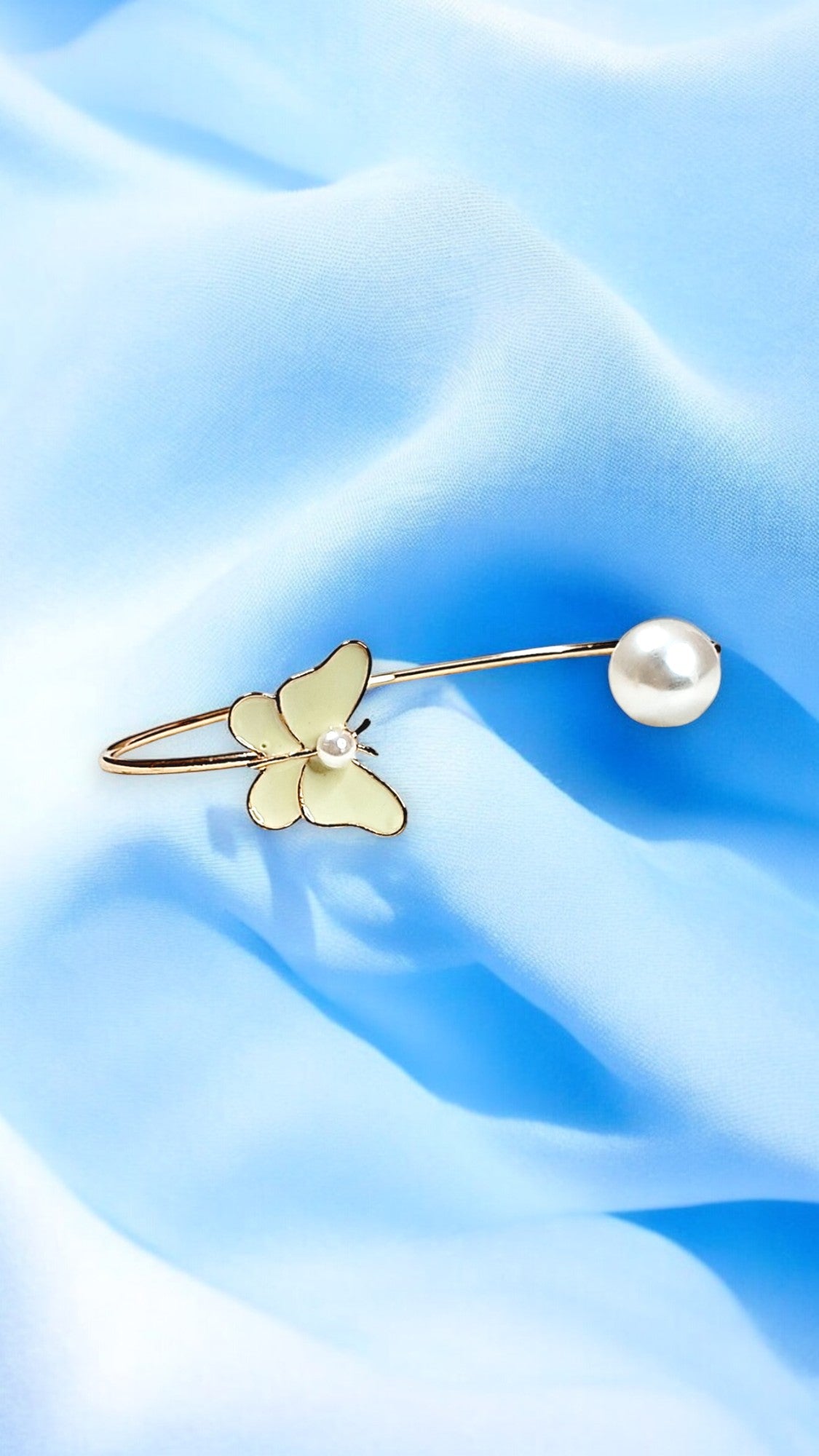Pearl Flutter Butterfly Bracelet