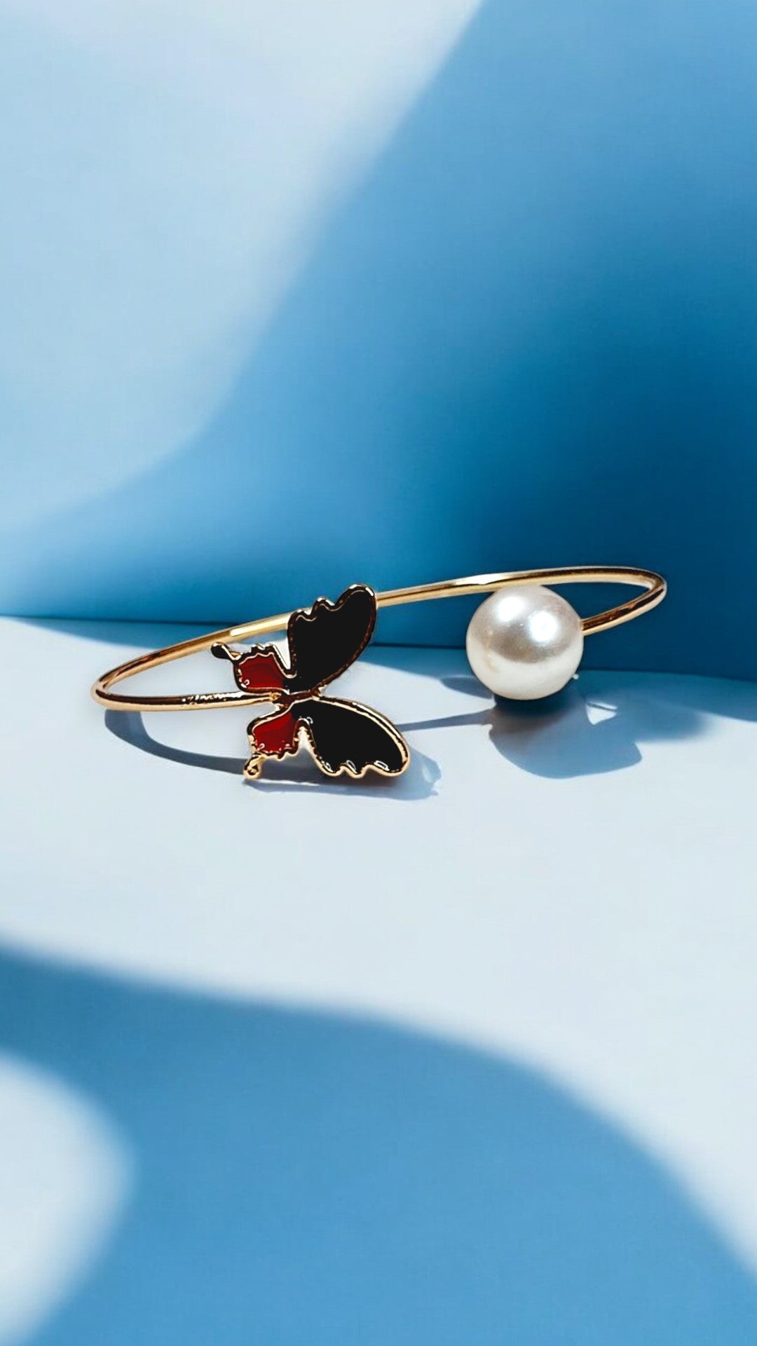 Midnight Pearl Butterfly Bracelet