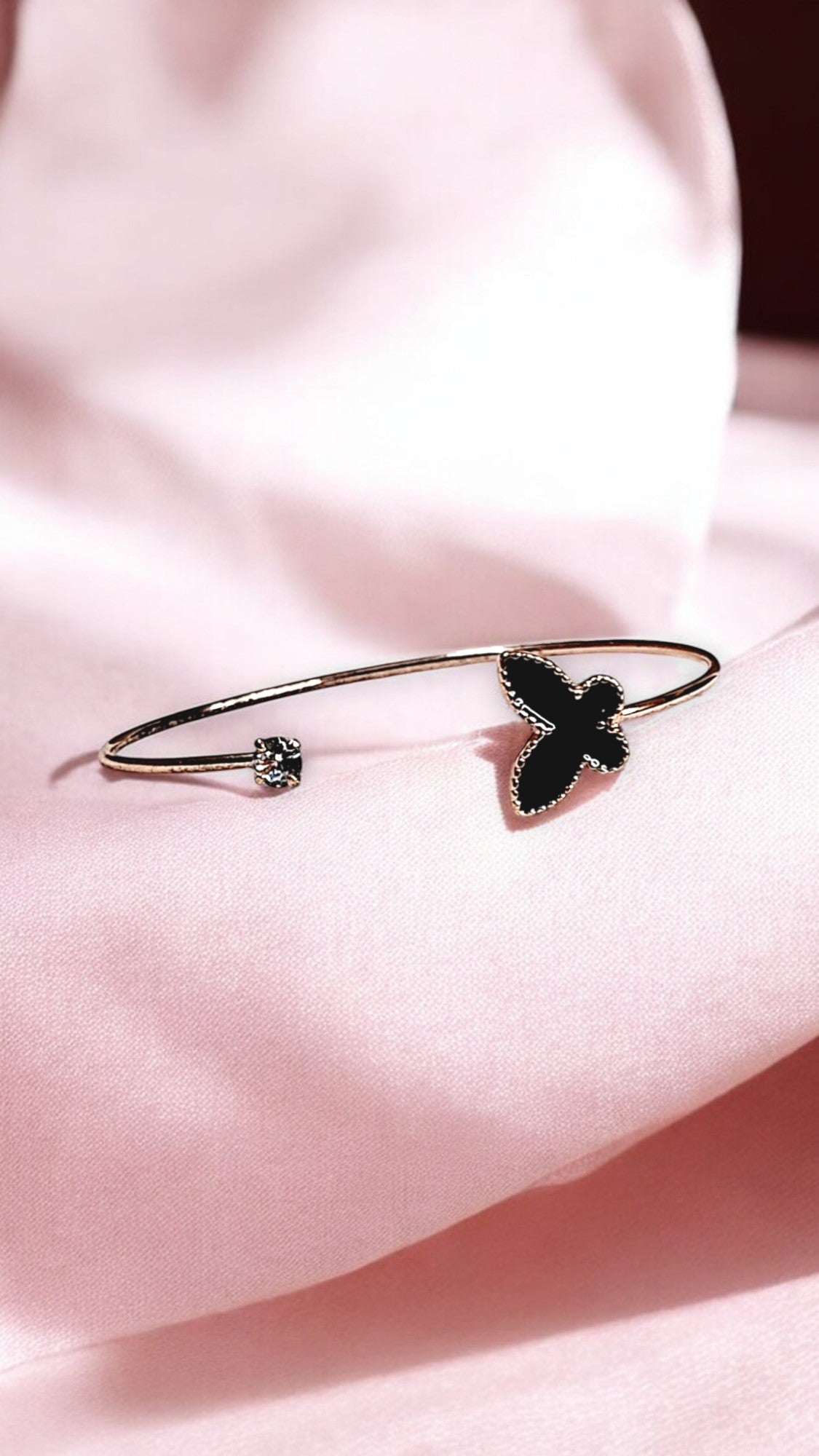 Noir Flutter Black Enamel Bracelet