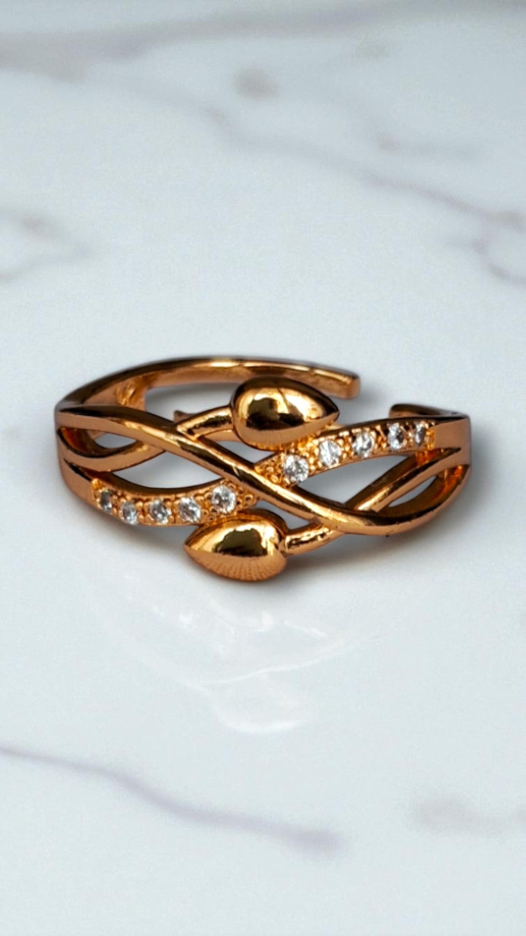 Golden Bud Bloom Finger Ring