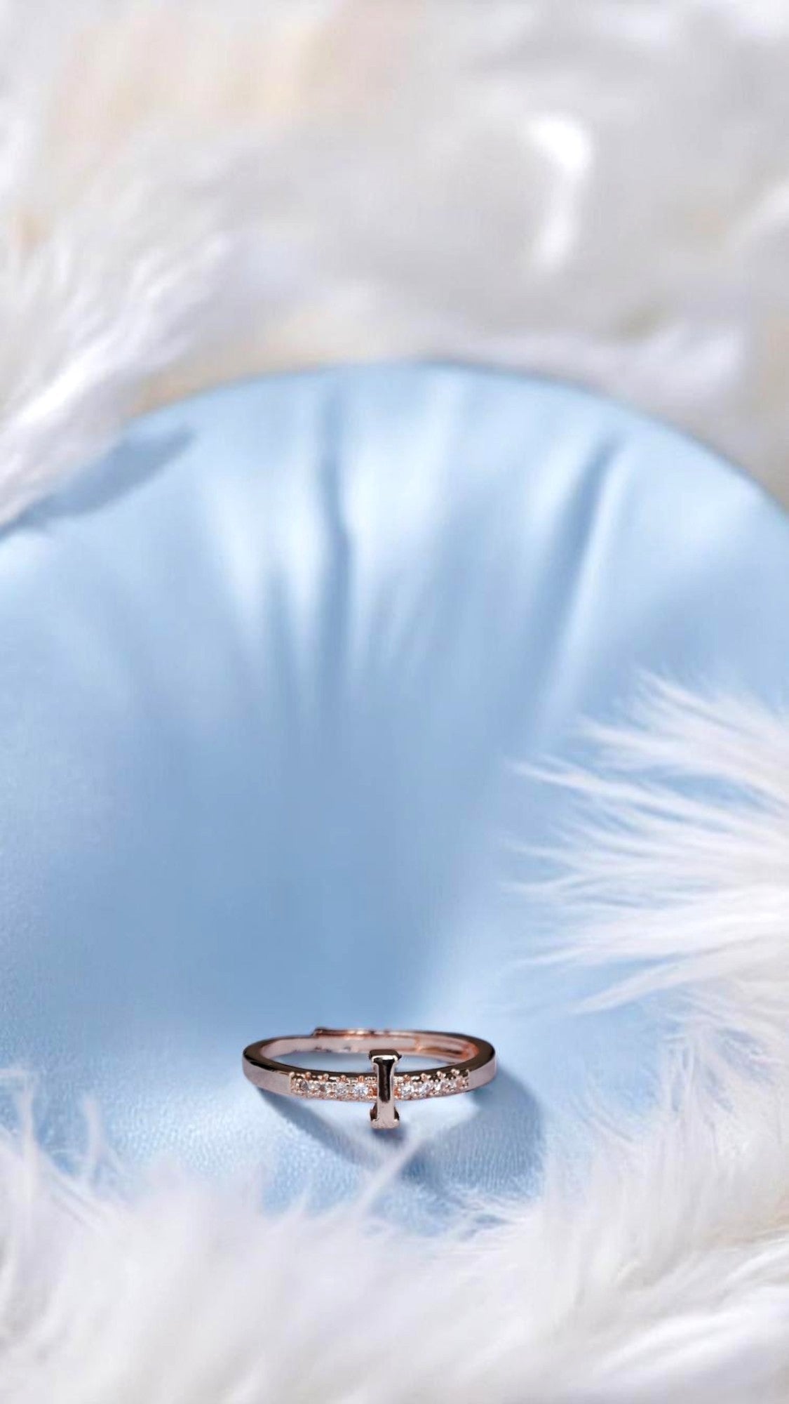 ✨ Korean “ I Luxe” Ring