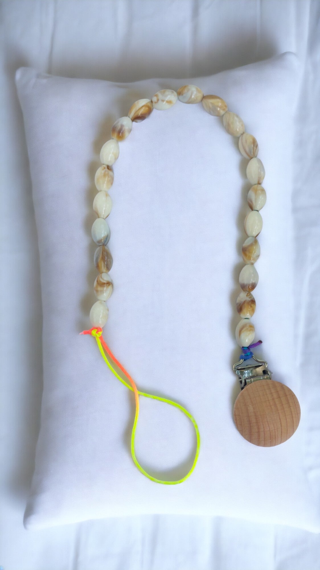 Seashell Acrylic Beads Pacifier Clip