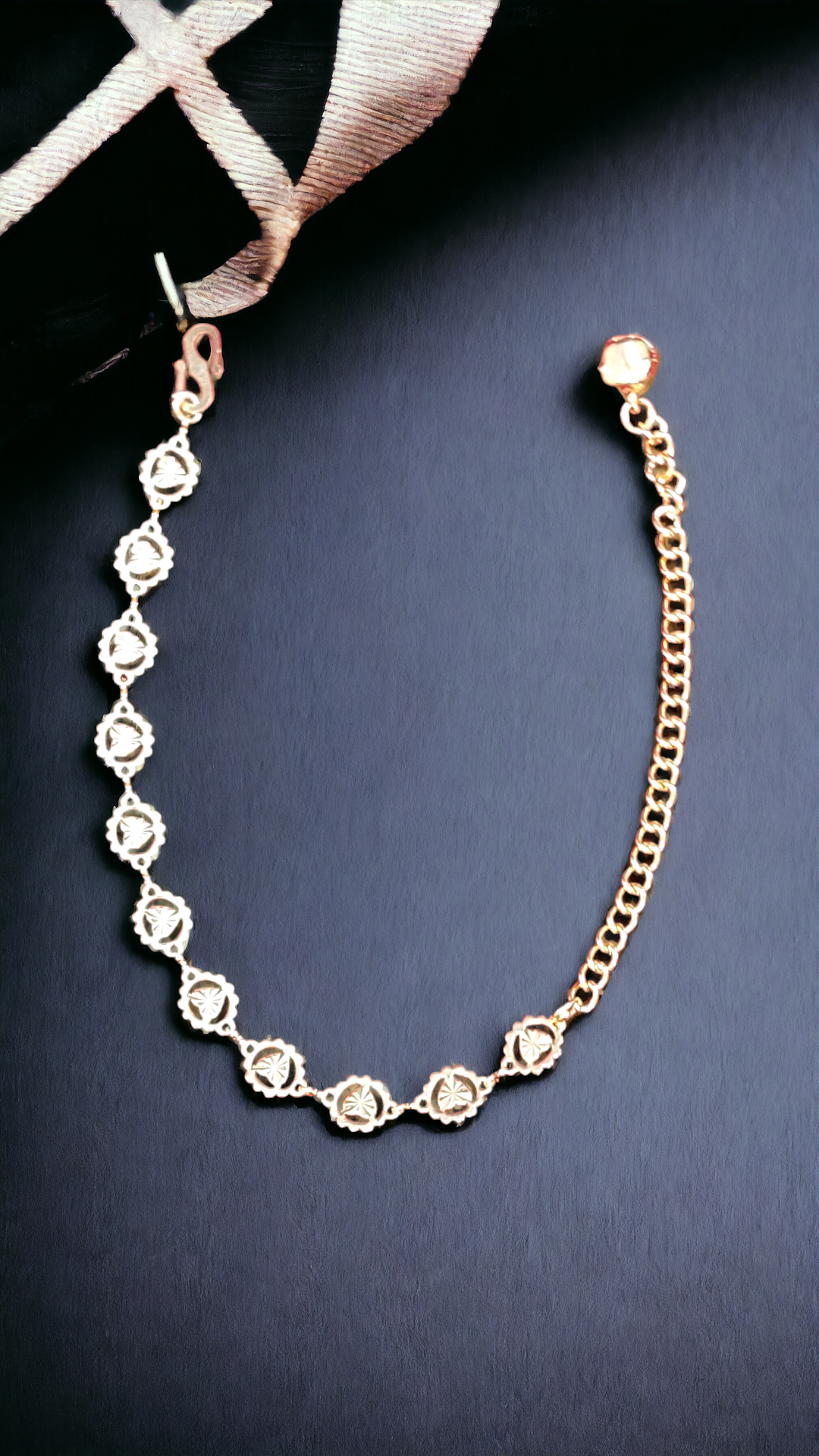 Saanvi Rose-Gold Single Chain Bracelet