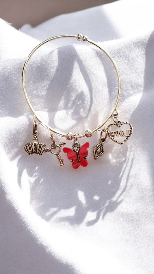Queen of Hearts Charm Bracelet