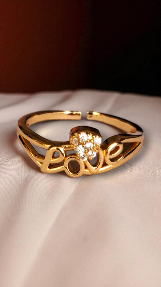 Sparkling Love Finger Ring