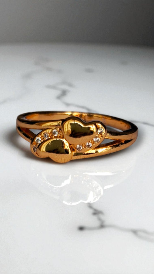 Golden Twin Hearts Finger Ring