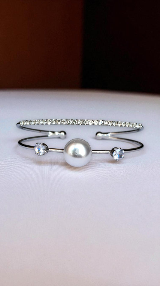 Silver Pearl Grace Bracelet