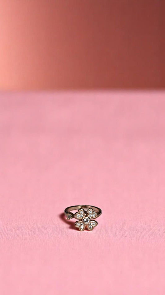 🌼 Petite Daisy Delight Ring ✨