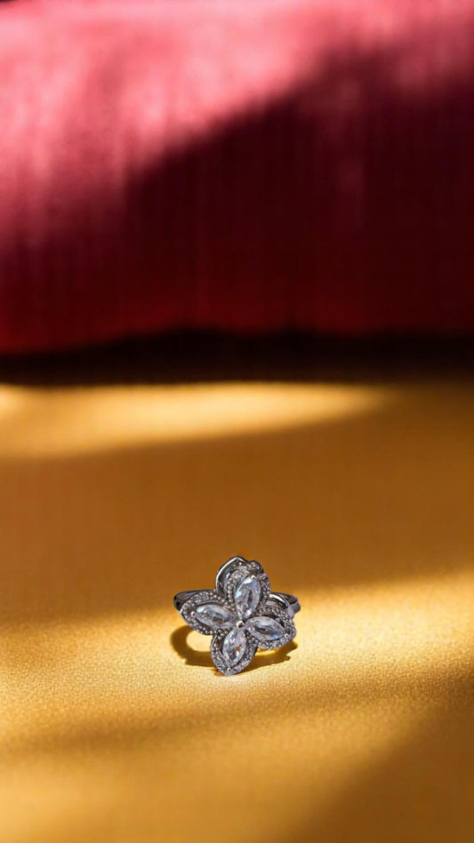 🌺 Korean Crystal Bloom Silver Ring 🌺