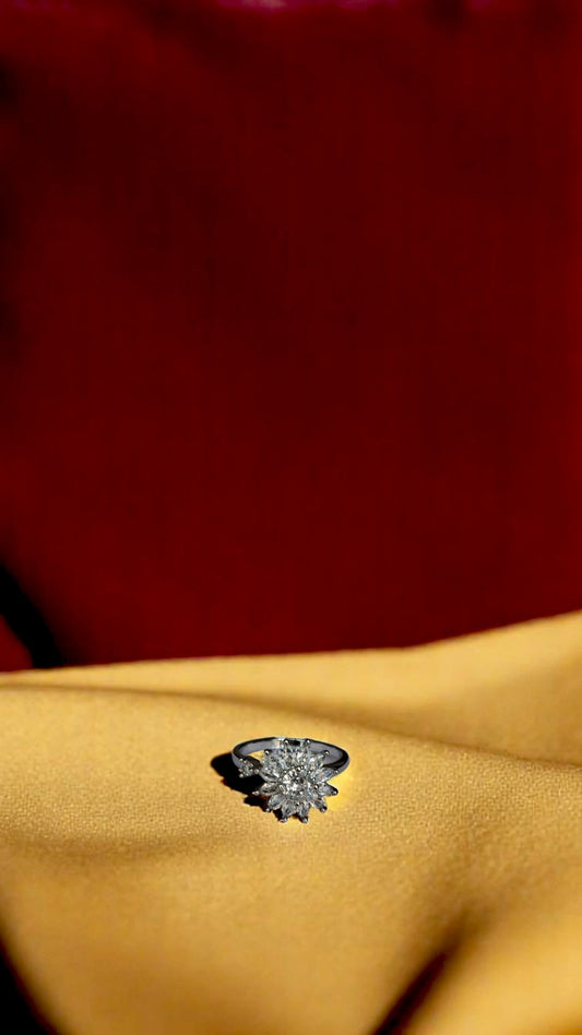 💫 Korean Diamond Radiance Silver Ring 💫
