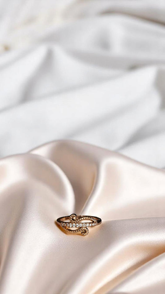 ✨ Korean Royal Swirl Gold Ring ✨