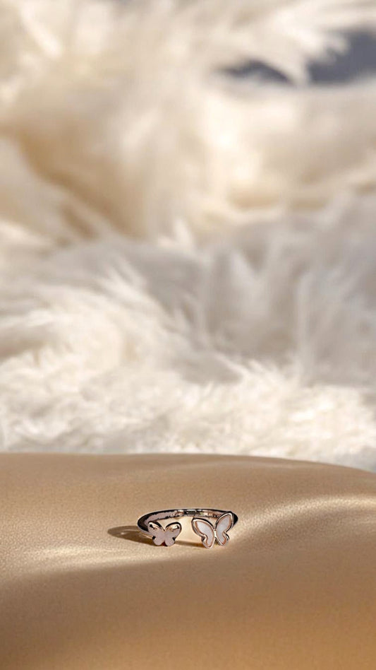 🦋 Korean “Twin Wings” Ring